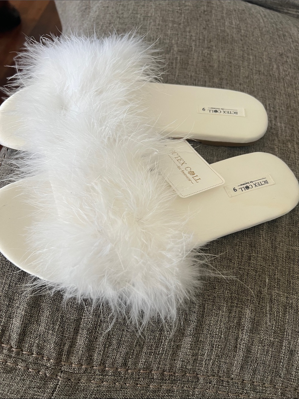 White Feather Slide Slippers -